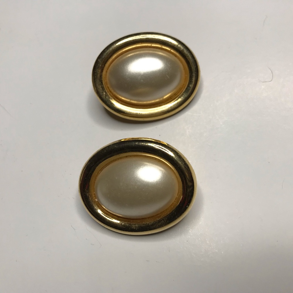 Vintage Clip-on  Earrings
